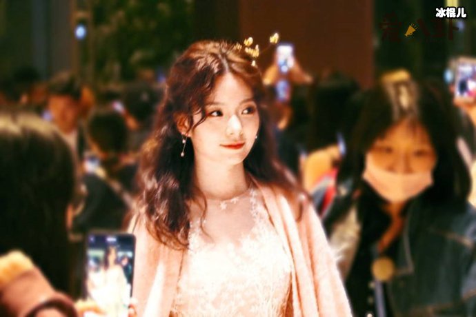 鹅厂力保陈卓璇