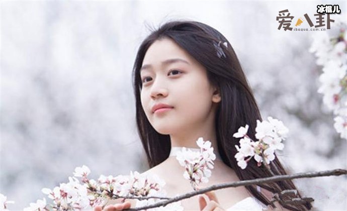 郑水晶个人资料