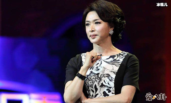 金星是如何和自己老公认识的