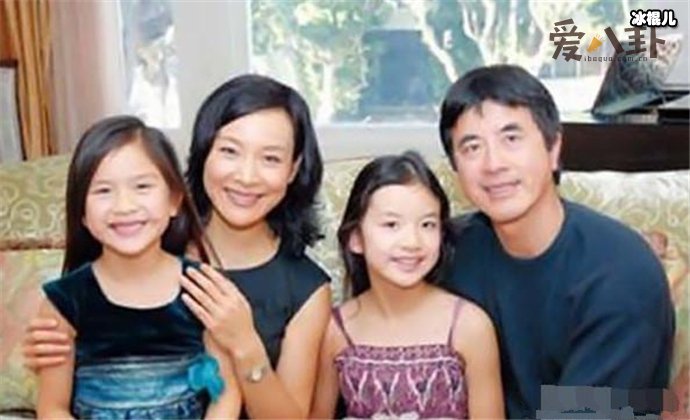 陈冲一家四口