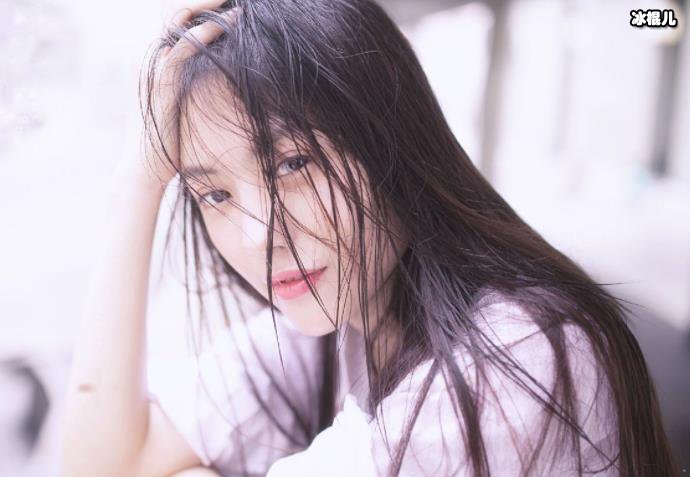 蔡文静被指长得很像姚晨