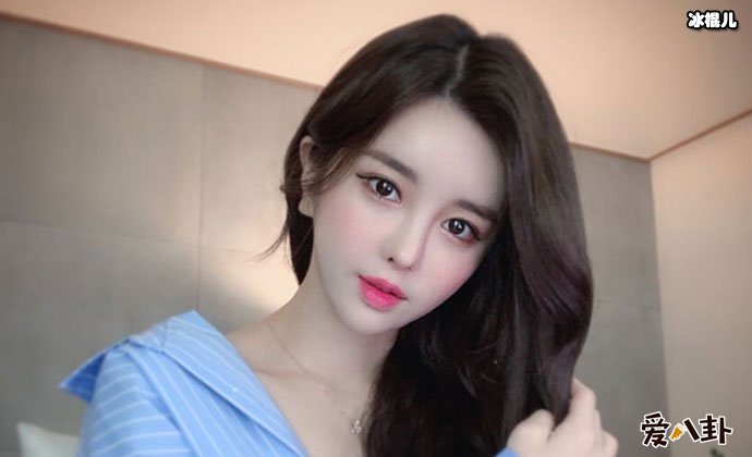 尹素婉怎么走红的