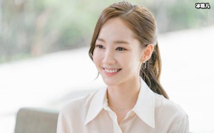 李敏镐旧情人朴敏英