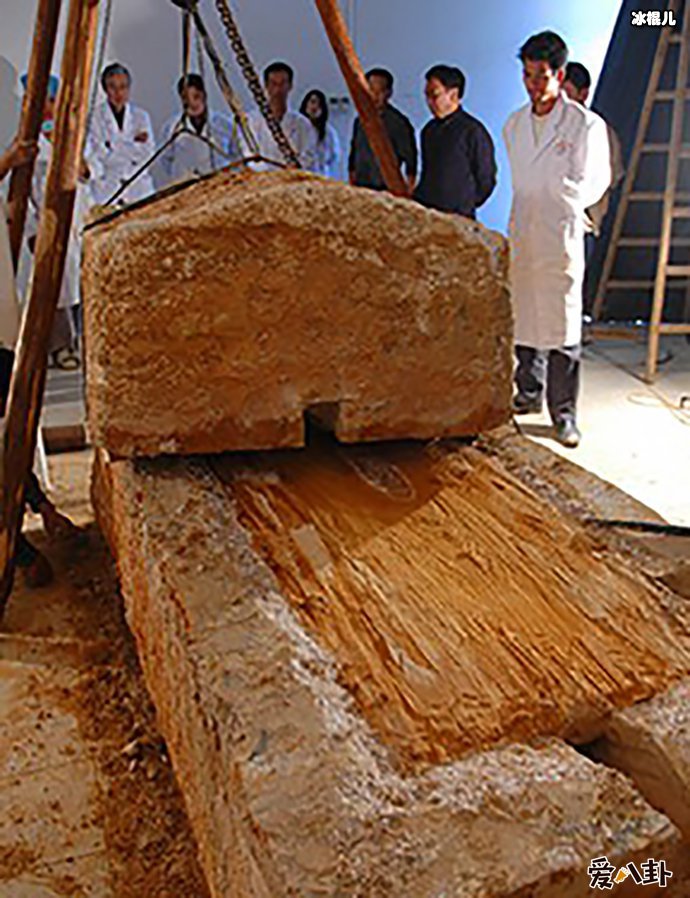 七星巨棺的墓主人是谁