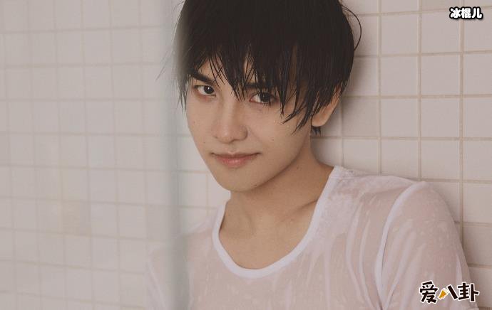 蓝思追扮演者郑繁星