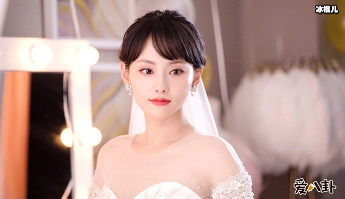 张嘉倪不愿改口叫买超妈妈的原因