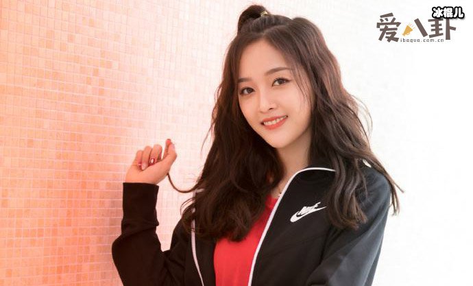 李紫婷患突发性耳鸣