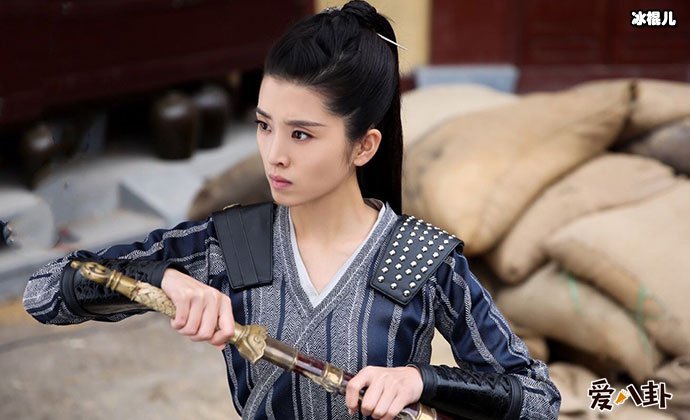 仲羽扮演者李若嘉