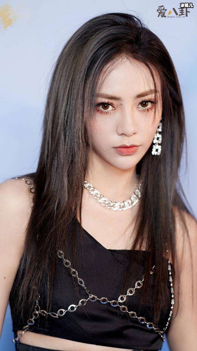 谢可寅家世引争议