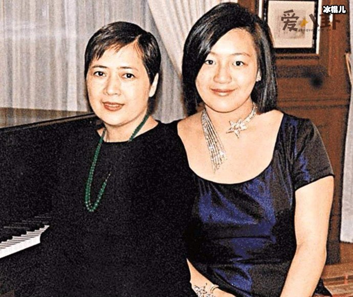 刘銮雄前妻宝咏琴