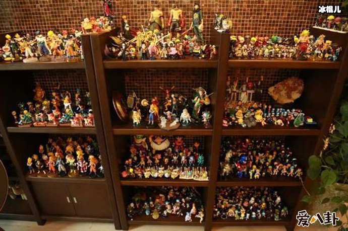 盲盒文化娃娃展览