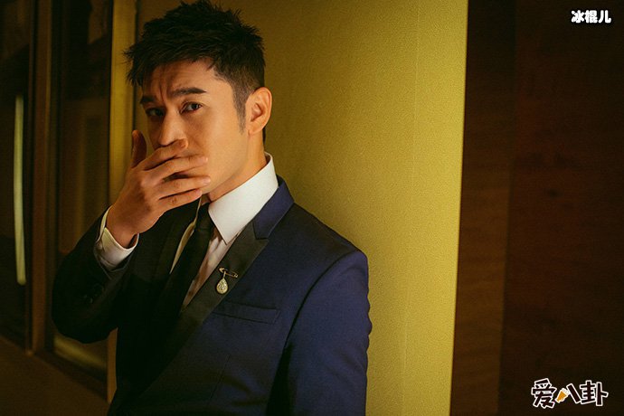 黄晓明拍戏疏散路人