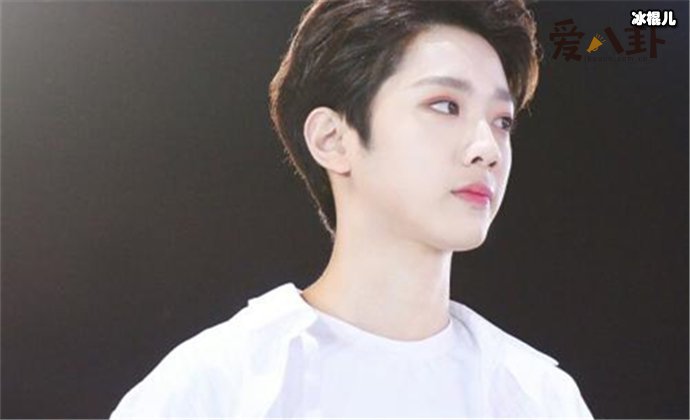 cube赖冠霖签约了几年