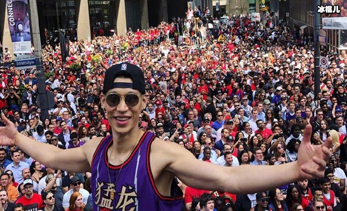 多伦多猛龙队冠军游行林书豪