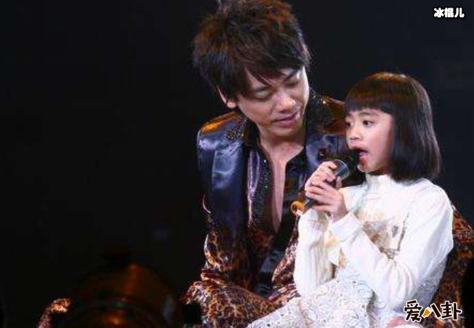 信女儿小丸子的妈妈是谁