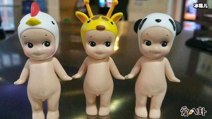 盲盒文化娃娃展览