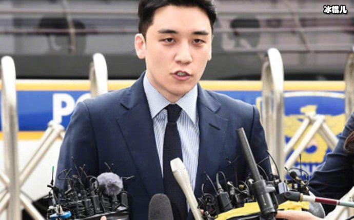 胜利接受媒体采访