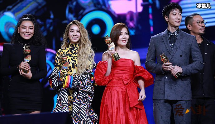 梁静茹与蔡依林同台