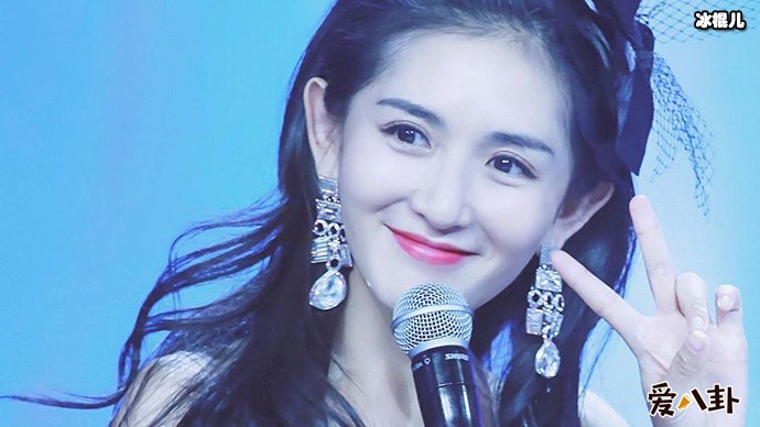 谢娜女儿蹦蹦跳跳真容全像张杰