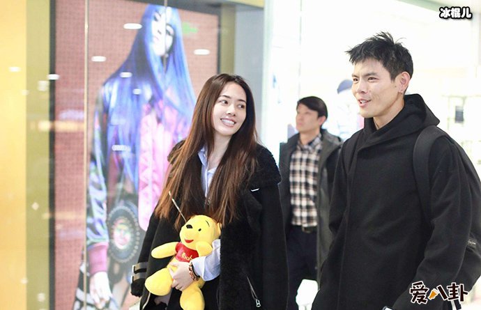 郭碧婷向佐即将结婚