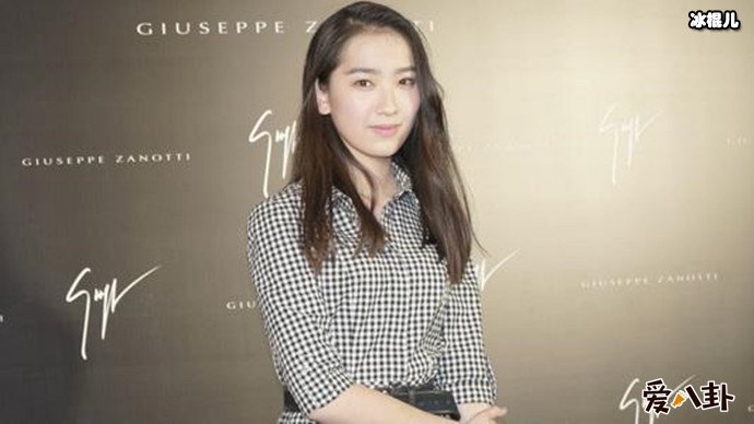 林恺玲父母疑离婚