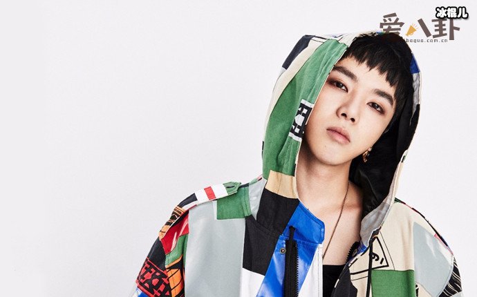 两人恋情见光死？