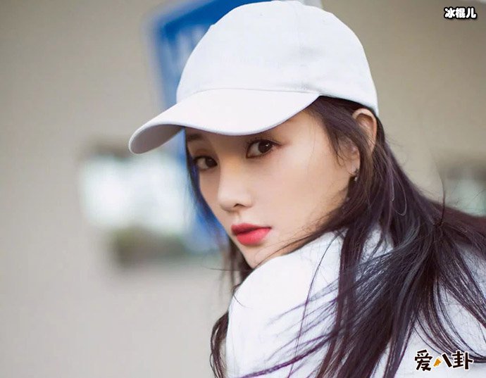 李小璐怎么变得如此落魄