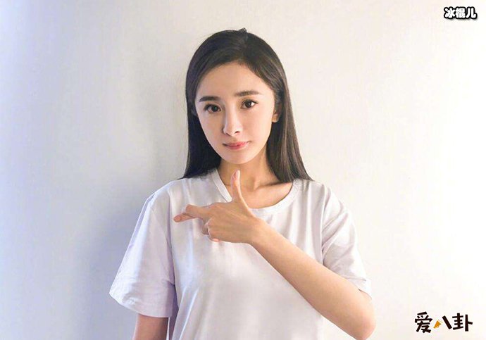 杨幂自从进入嘉行之后争议不断