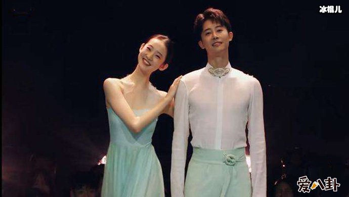 张艺凡跳舞照片