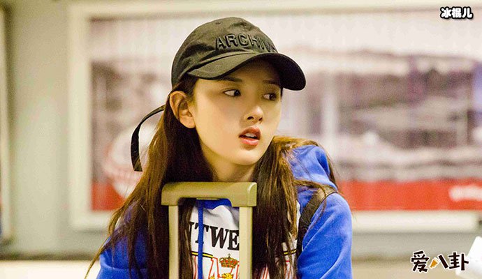 宋祖儿家庭背景