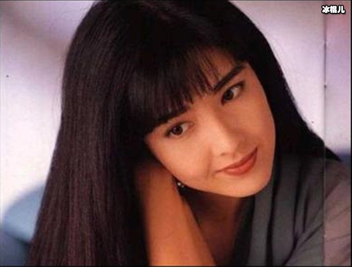 清纯玉女周慧敏写真