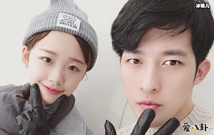 网红阿沁与出轨男友亲密写真