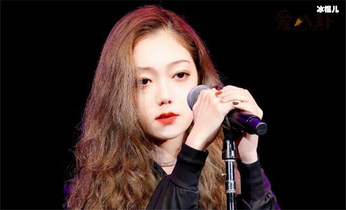 希林娜依高个人资料