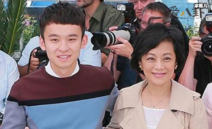 王京花和儿子董子健