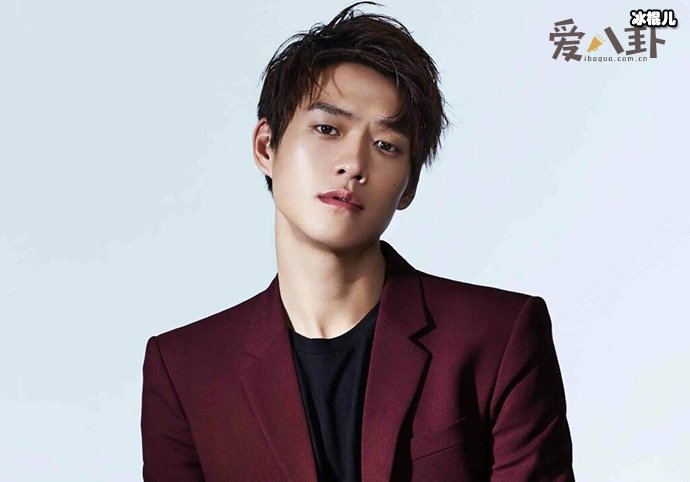 魏大勋家境怎么样