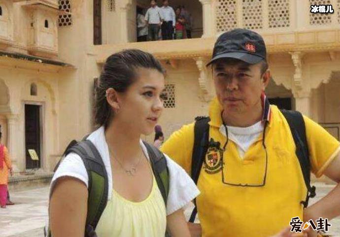 张铁林张月亮参加节目