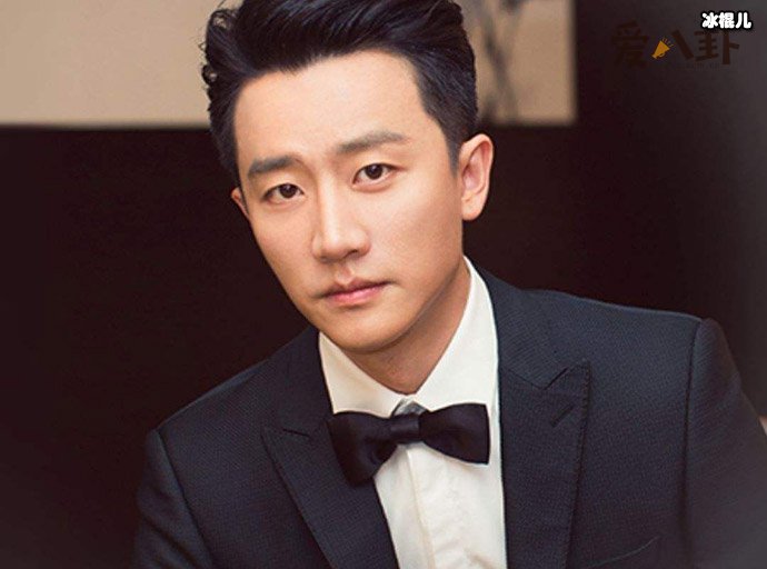 黄轩新女朋友是谁