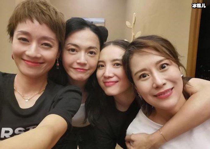 马伊琍宋佳姚晨海清合照