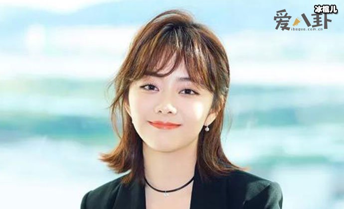 谭松韵的家庭背景