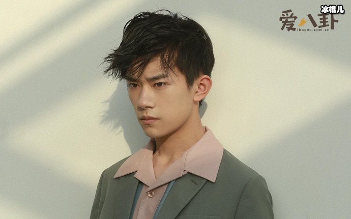 易烊千玺心中的少年特质