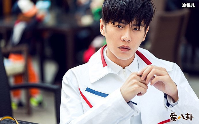 张若昀深夜发文秒删