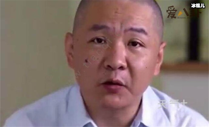 43岁男演员因猥亵她人被拘是真的吗