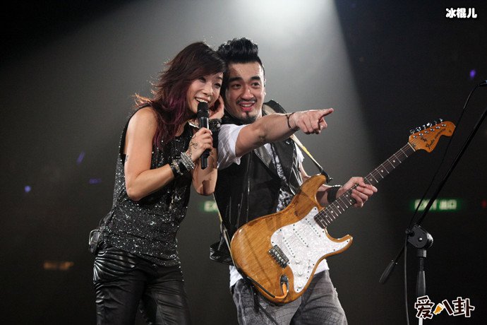 林忆莲和小11岁男友恭硕良感情现状