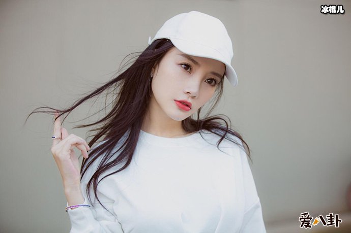 夜宿门曝光后两人依旧有联系?