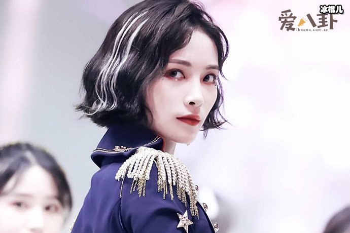 许佳琪丝芭演出照片