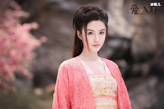 楷旋长相思花锦绣剧照