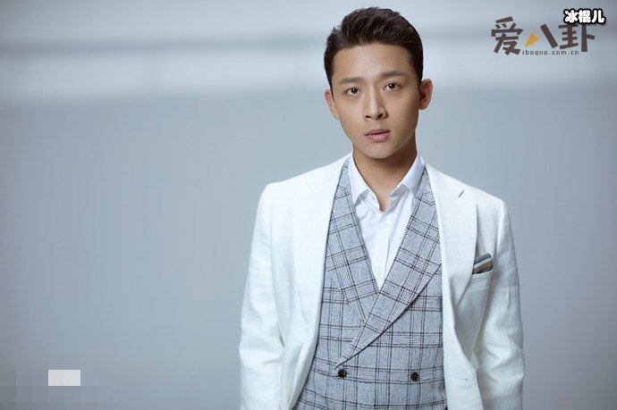 演员张晚意身高多少