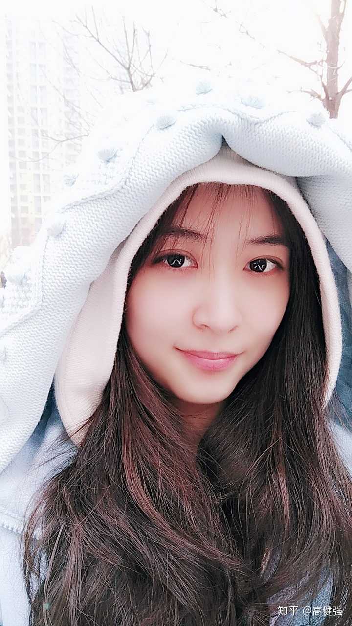 有超级漂亮女朋友日常是什么感受