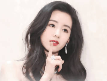 《揭秘！陈都灵的脸型如何塑造她独特的气质风格：陈都灵的脸型对其气质有何影响》