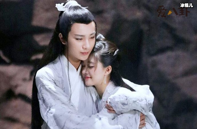 李宏毅赵露思真的在一起了吗